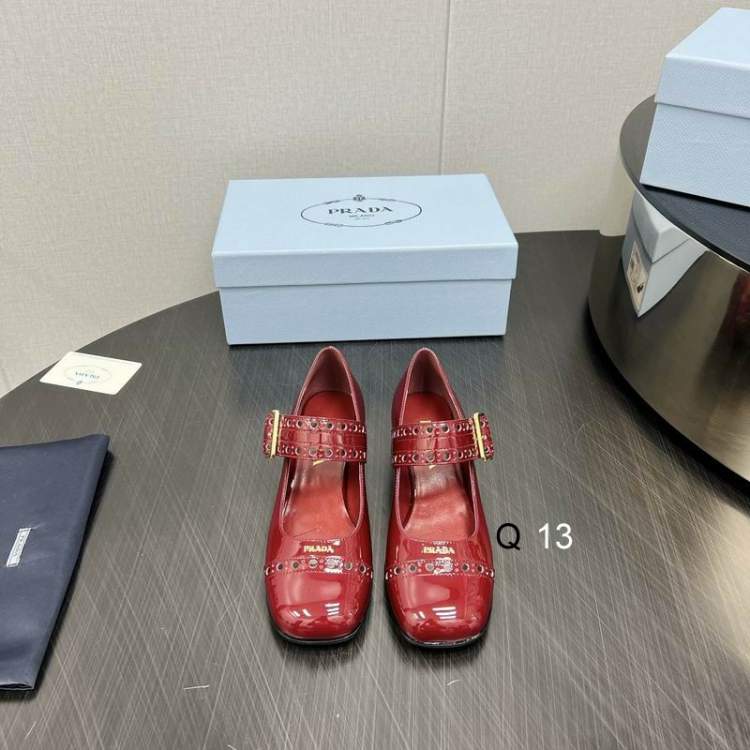 Picture of Prada Shoes _SKUPradasz35-40519130.5CMYM1206
